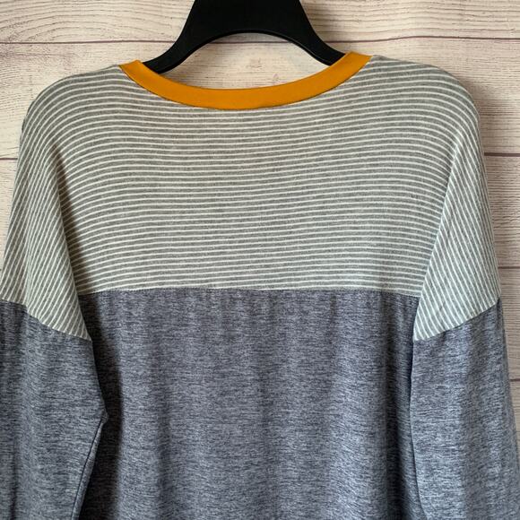 Reborn J Striped Color Block Tunic Top with Long Sleeves and Pocket Size Small - Picture 6 of 11